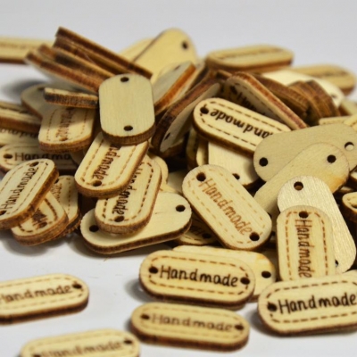 Etikett "Handmade" Holz natur